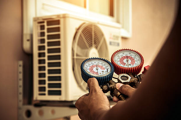 Professional Hvac technician working in Clinton, NJ
